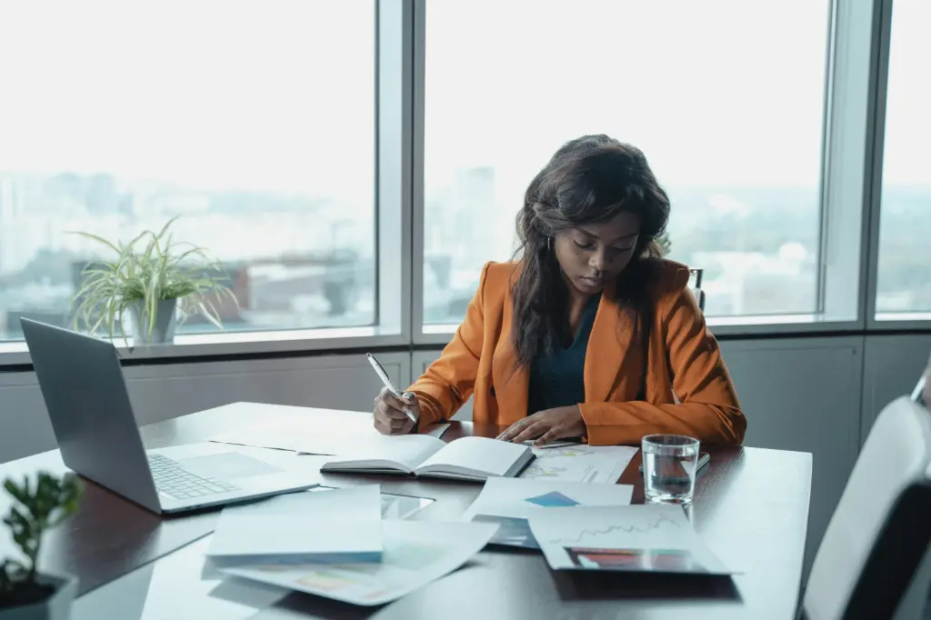 Set documentos legales Corredor de propiedades